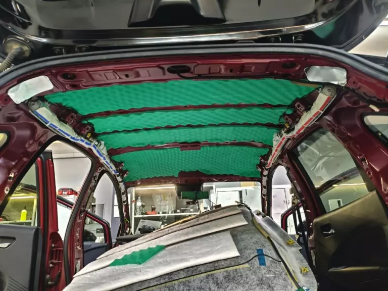 Шумоизоляция крыши Nissan Note-3