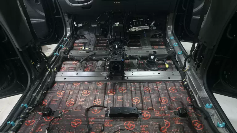 Шумоизоляция пола Exeed Exlantix ET-2